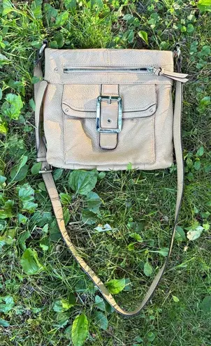 Tignanello Tan Leather Crossbody Bag Pocketbook Purse Everyday Casual