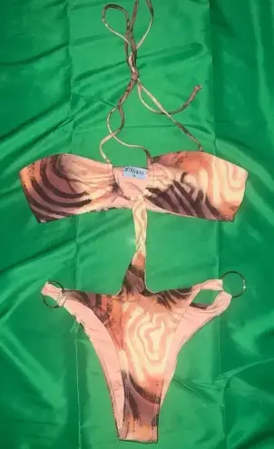 Icon Swim Swimsuit size Medium