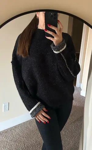 Wonderly Charcoal Sweater with White Highlights / Medium