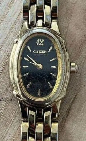 Citizen Eco-Drive Solar Ladies Watch Gold Tone Bracelet Black Dial