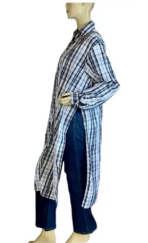 Thrill Jeans BLACK AND WHITE PLAID LONG BUTTON DOWN WITH SIDE SLITS (1X)