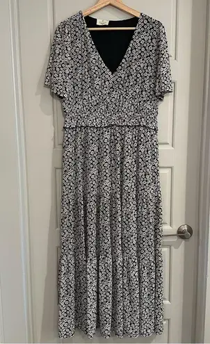 Ember Floral Black and White Maxi Dress L/XL Size L