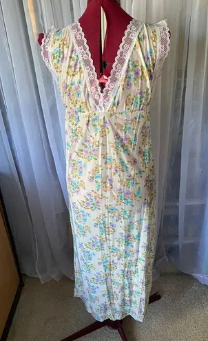 nightgown vintage 1970s floral deep V neck blue pink orange Size L