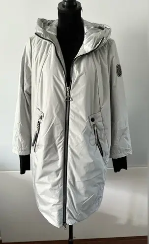 Women’s practical and stylish coat NWOT🔥 Gray Size undefined