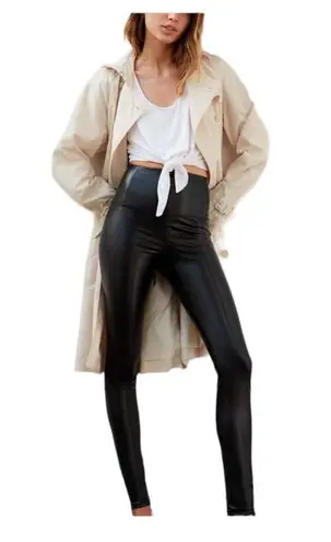 Wilfred Vegan Leather Leggings Black Pants Stretchy Sculpts High Rise Small EUC