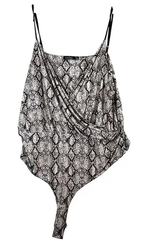 Boohoo Womens Creme Snakeskin Satin V Neck Silky Draped Bodysuit Sz US 24 Tan