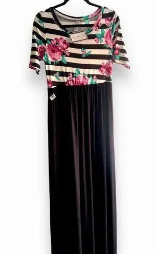 Tee for the soul CELESTE “” Maxi Dress NWT! W/ Side Pockets!!🌸