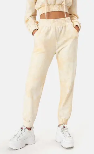 Adika Style Joggers Yellow Size M 25 37 Off Retail From Kate