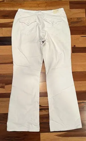 FADE TO BLUE | women’s white denim jeans. Size: 12