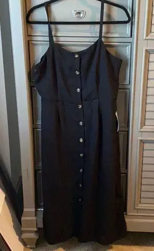 Bobeau NWT black dress w button detail szL