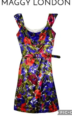 Maggy London multicolor floral bodycon belted cocktail mini dress size 8 NWT
