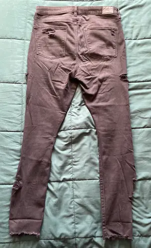 American Eagle Outfitters Super Hi-Rise Distressed Jegging