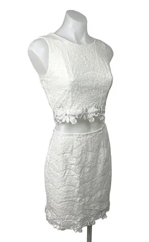 I.N. San Francisco White Lace Sleeveless Formal Crop Top Mini Skirt Set Size S