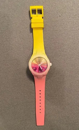 Marc by Marc Jacobs x-up Watch 38mm, water resistant,silicone