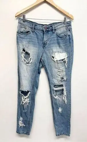 BDG  Boyfriend Jeans Slim Size 26W Blue Distressed Style