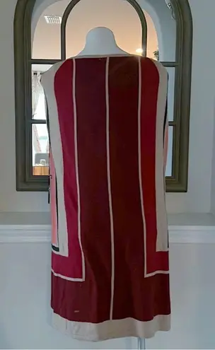 Vertigo NWT Claudia Aplaca Wool Blend Cape Dress. Size L New w/Tag Retail $170