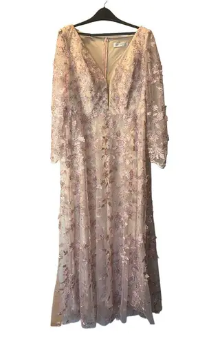 Mac Duggal Pink Floral long Skeeve Lace Applique Deep V Neck ALine Gown Size 14