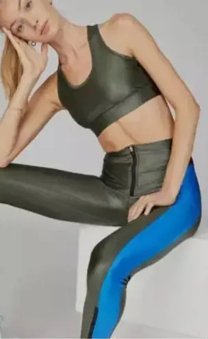 All Access Leggings Zip Front Two