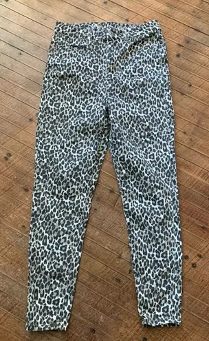 American Eagle cheetah print curvy super high rise 6 short jeggings Tan