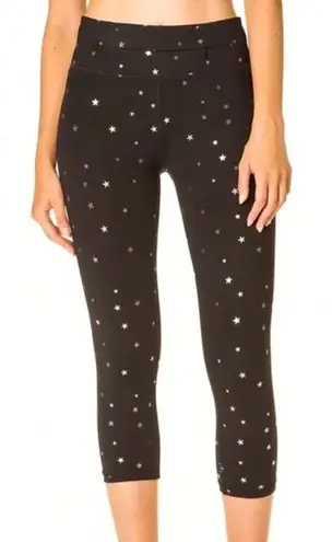 Nancy Rose Performance Black Gold Star Patterned Cropped Leggings Size 4