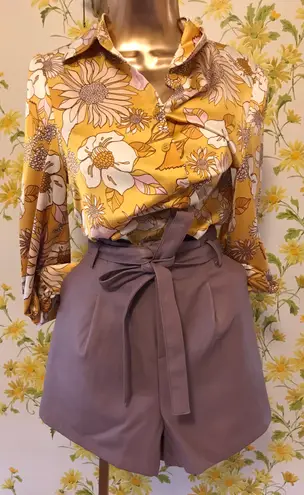 Aaron and Amber high waists faux leather tie waist short lilac size M