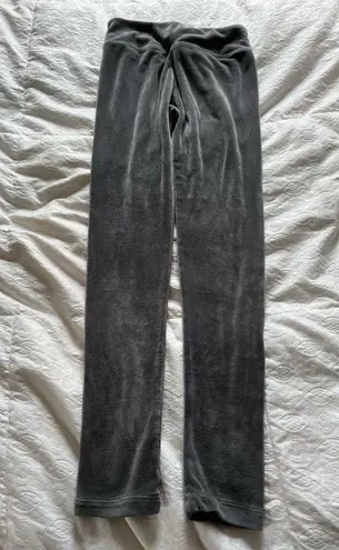 Essential Cozy winter : soft faux velvet gray leggings