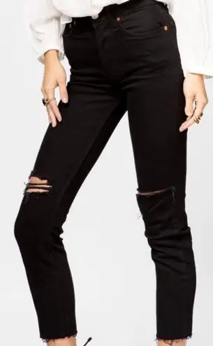 RE/DONE NWT  90s High Rise Loose In Jet Black With Rips