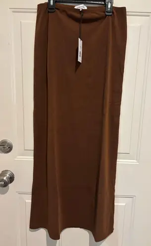 We Wore What NWT pull on midi skirt size M