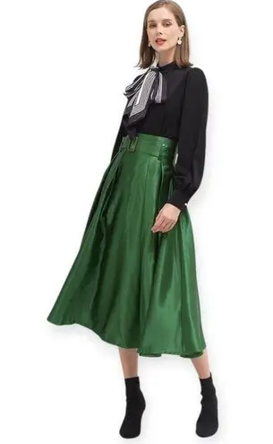 Chicwish Emerald Belted Texture Flare Maxi Skirt Size S