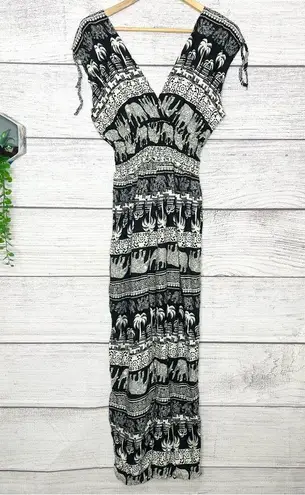 NWT Bohemian Black & White Casual Sleeveless Jumpsuit with Pockets Size Large XL