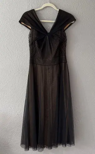 Tadashi Shoji Black Tulle Dress, Size 6, Tea Length Dress