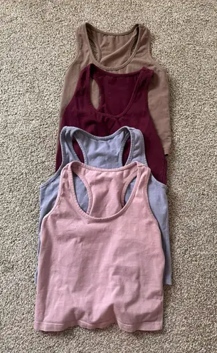 Tank Top 4 Pack Size M