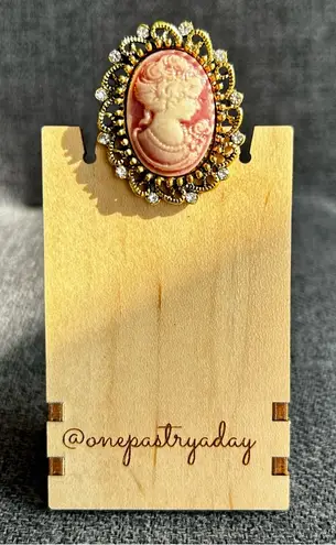 Sparkly Cameo Brooch Pin, Rhinestone Filigree Edging Detail, Red, Pink, Gold Red