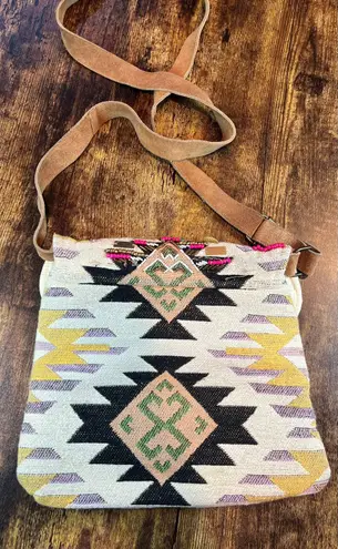 Lovestitch | women’s Golden Hour crossbody handbag.