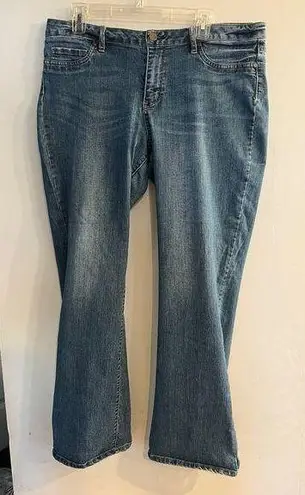 New York & Co. SOHO JEANS Women’s Curvy Bootcut Jeans Size 16