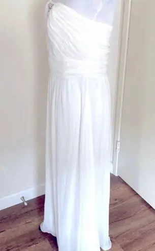 Max and Cleo White & Maxi Ocassion Draped Gown Formal Dress
