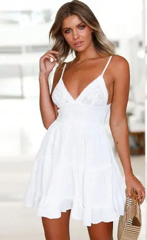 White Beach Vacation Dress Size L