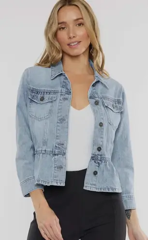 Kancan Light Wash Peplum Denim Jean Jacket Women's Size Large Blue