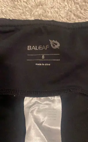 Baleaf Black Mid-Rise Size Small Biker Shorts With Pockets