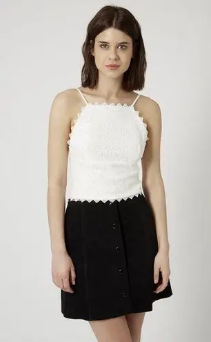 Topshop  White Lace Sleeveless High Neck Open Back Crop Top Women's Size 6