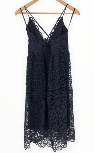 Bardot French Navy Lace Strappy Back Knee Length Dress size 6/Small