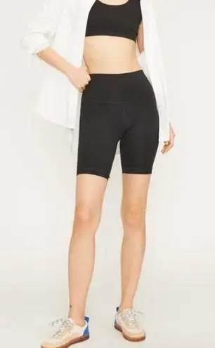 Everlane  The Perform Bike Short In Black S