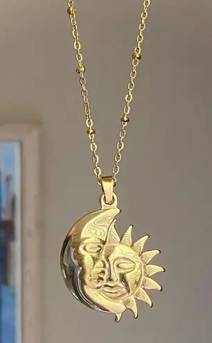 Handmade stainless steel whimsical vintage boho style sun & moon necklace🌛🌞