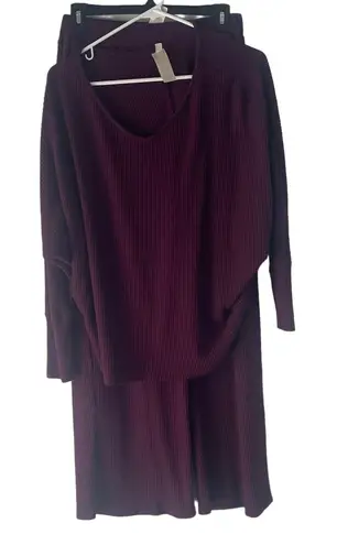 Retreat Women's Size Small Burgundy Purple Two Piece Pajama Set