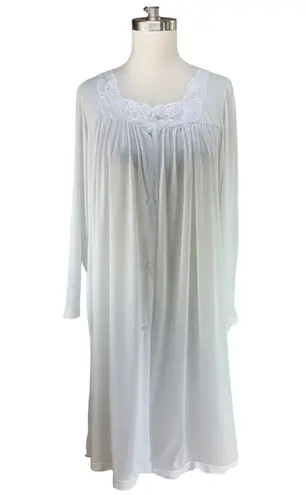 Vanity Fair | Medium | VINTAGE Embroidered Satin Button Robe Lingerie Night Gown