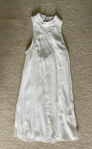 White Simple Graduation Mini Dress Size XS