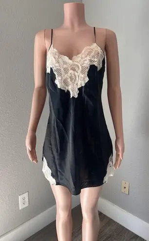 Vintage Gold Label Red Victoria's Secret Satin Chemise Nightgown Lingerie #225 Black Size undefined