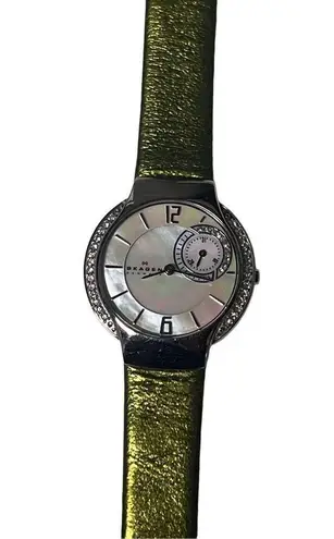 New Skagen Denmark Designer Ladies Wrist Watch Leather Metallic Green Band