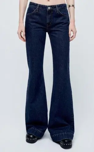 RE/DONE NWT 70s Low Rise Flare Jeans Dark Wash Heritage Rinse Flares size 31