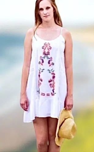 White Crochet Embroidered Front Lace Up Back Dress Size undefined